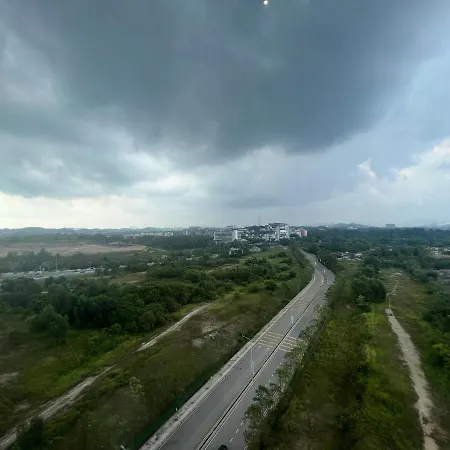 Mucihome Clio, Putrajaya Condo Near To Ioi City Mall, Alamanda, Hospital Serdang, Wetland Studio Kru Dll- Non Smoking Home For Malaysian Only Exterior photo
