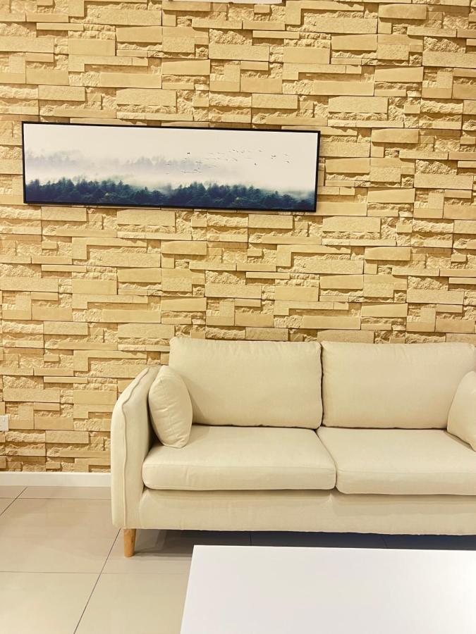 Mucihome Clio, Near To Ioi Mall, Alamanda, Hospital Serdang, Wetland Kru Dll- Non Smoking For Malaysian Only Putrajaya